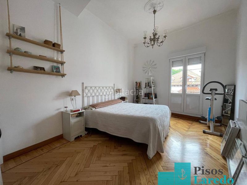 Foto 153081cc-b787-43d1-896a-f39b1d7c4a5e. Piso en travesia río 1 espectacular vivienda en Ampuero