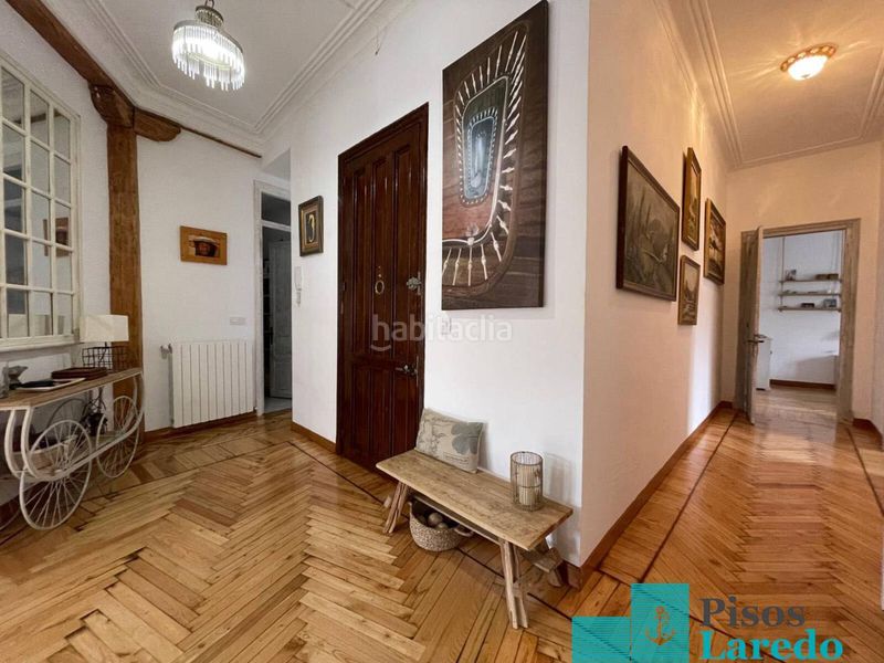 Foto 39b8a710-8063-45aa-9a85-708de50b7231. Piso en travesia río 1 espectacular vivienda en Ampuero