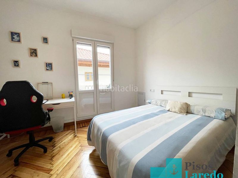 Foto 8818aab3-2417-4b55-a7d7-a63b426bdbac. Piso en travesia río 1 espectacular vivienda en Ampuero