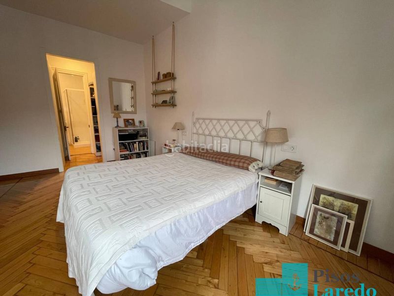 Foto c90beb92-64e8-4c89-8841-eb45d0bc7aa9. Piso en travesia río 1 espectacular vivienda en Ampuero