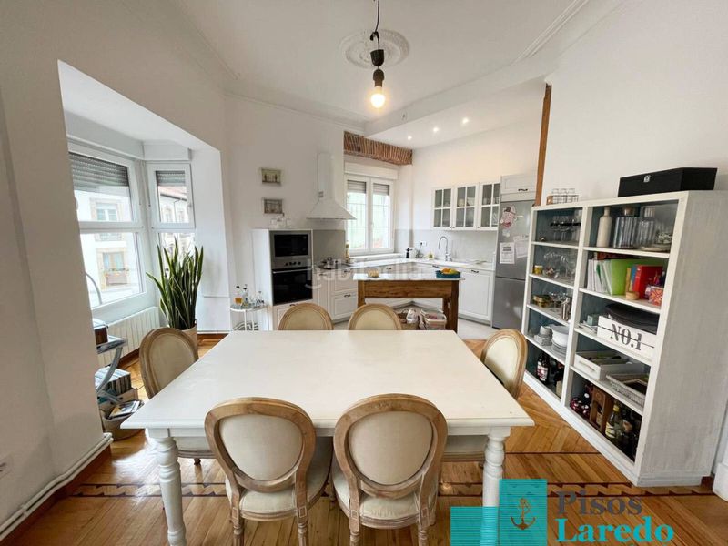 Foto f1d19b7d-993e-4372-a9f6-6825dcecd239. Piso en travesia río 1 espectacular vivienda en Ampuero