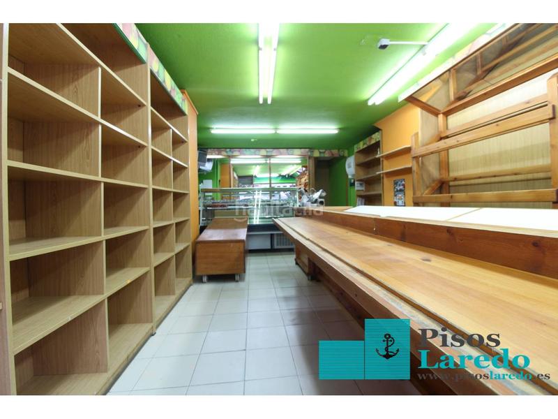 Foto 430023a0-f436-4c75-8c0f-3325310603e8. Local comercial a Laredo Centro 2 a Centro Laredo