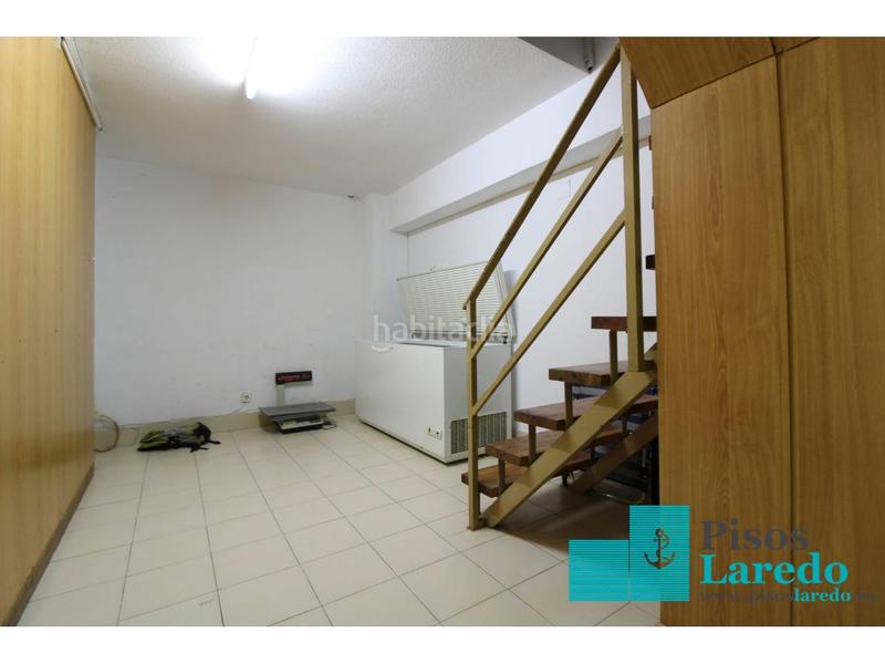 Foto 6d0075f3-44a8-42cd-80b1-45eb1f609884. Local comercial a Laredo Centro 2 a Centro Laredo