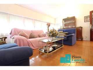 Xalet  Avenida francia. Chalet en venta en laredo