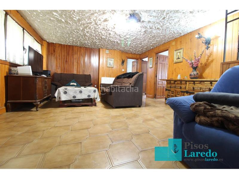 Foto 7f266db4-2b78-4fcf-89c6-b774553c3649. Chalet  en venta en El Puntal Laredo