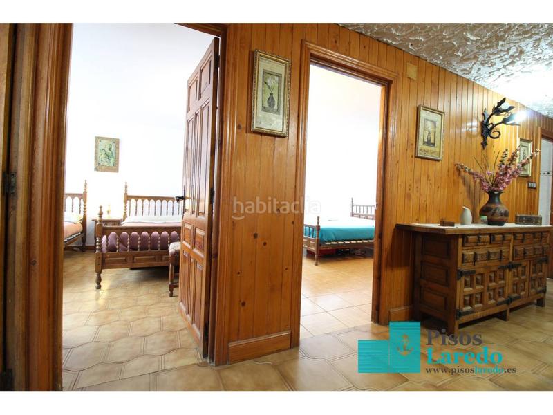 Foto b14c516b-a9dc-4a5a-bc58-909cfbb4f47b. Chalet  en venta en El Puntal Laredo
