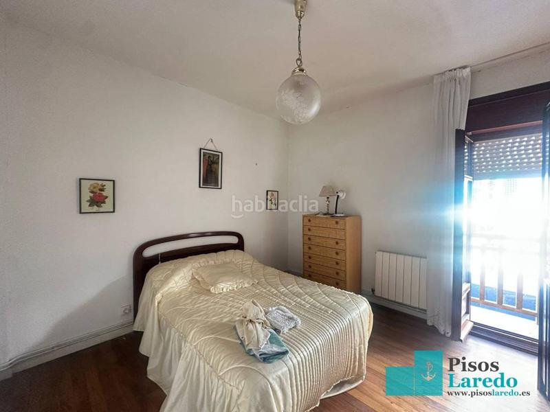 Foto 1c8ba252-1b2b-4d85-a682-6cdba0bd08f9. Maison avec chauffage dans Centro Laredo
