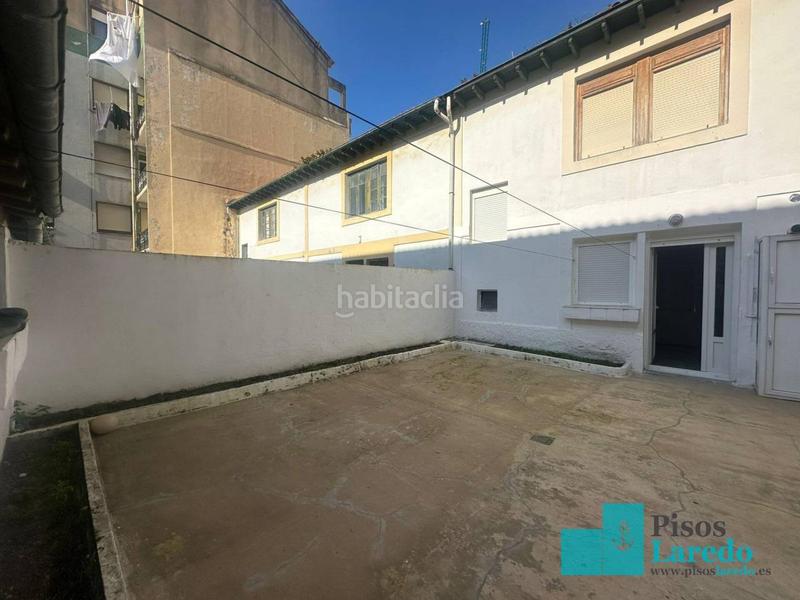 Foto 95fe87aa-58ea-48dc-89e0-2a511168f42d. Maison avec chauffage dans Centro Laredo