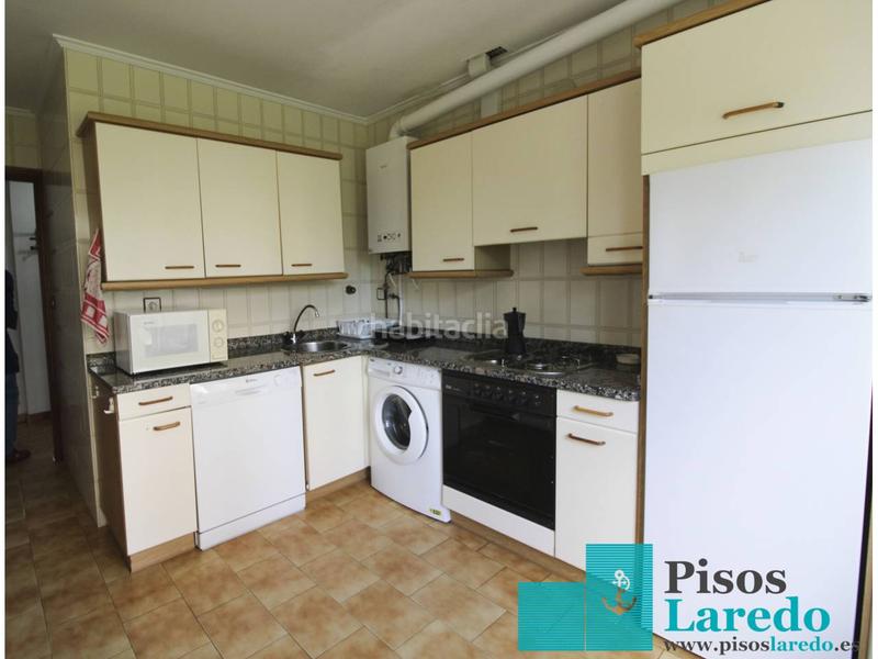 Foto 56c14685-d599-4e9b-9439-83a2a3141949. Alquiler piso en playa 1 piso en alquiler en Centro Laredo