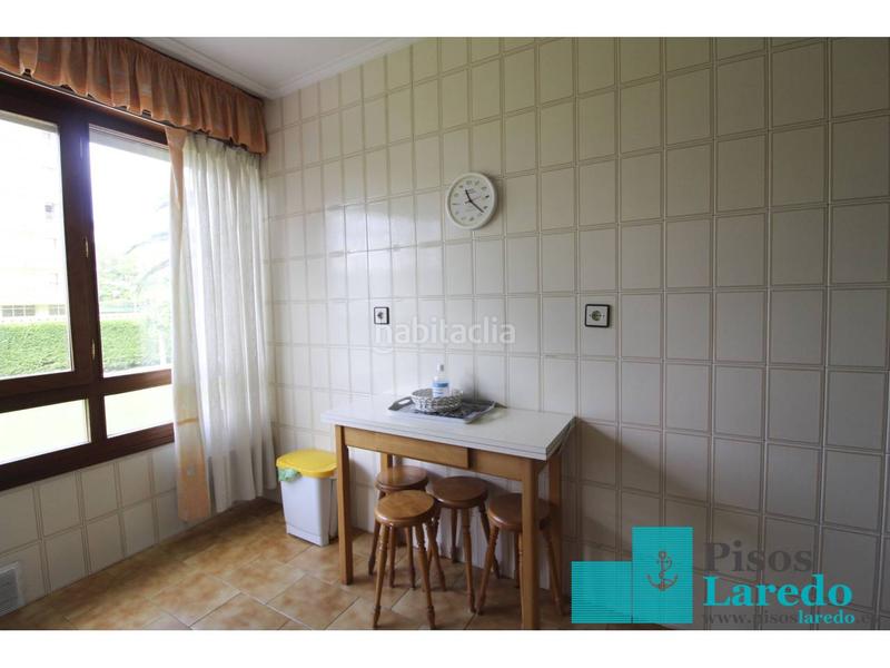 Foto 76450029-74f8-4590-9ec8-00e41314ca1d. Alquiler piso en playa 1 piso en alquiler en Centro Laredo