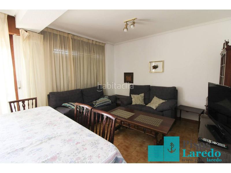 Foto 86ae7121-7ec3-401a-b087-fc74faeee2fc. Alquiler piso en playa 1 piso en alquiler en Centro Laredo