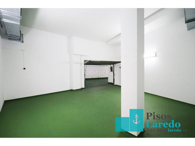 Foto 8ab95fc8-03fc-4dda-8ac8-55636ca4c78a. Aparcament cotxe a callejilla 10 a Centro Laredo