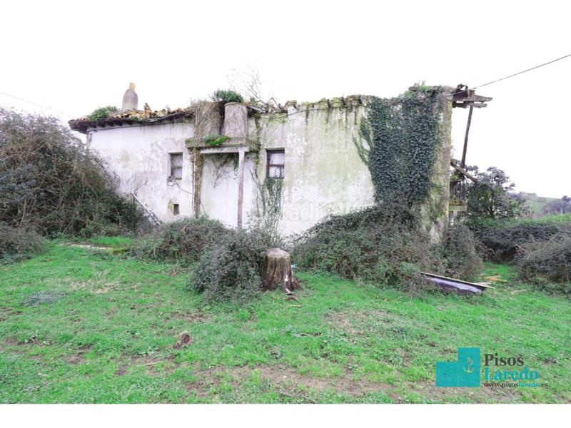 Foto f9067fbf-9611-45ae-8d9b-2dbc0cfde5ef. Finca rústica a seña 1 a Centro Laredo