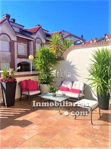 Foto 1063f30c-8a4c-41b9-b2fb-5841d53a3951. Casa adosada ***inmobiliarias. com*** su inmobiliaria de confianza en castro urdiales en Castro - Urdiales