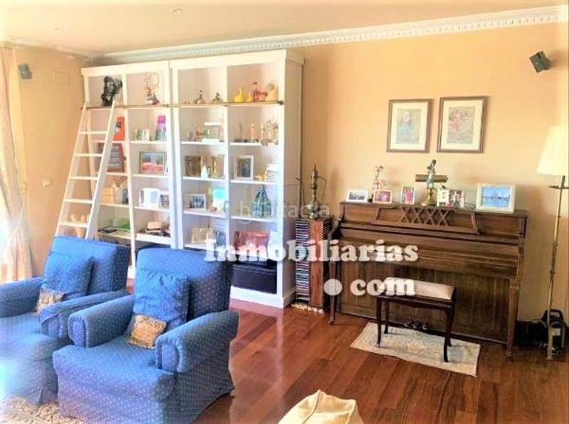 Foto 31ae78e3-b13e-4520-ba3b-a00b51cc7ded. Casa adosada ***inmobiliarias. com*** su inmobiliaria de confianza en castro urdiales en Castro - Urdiales