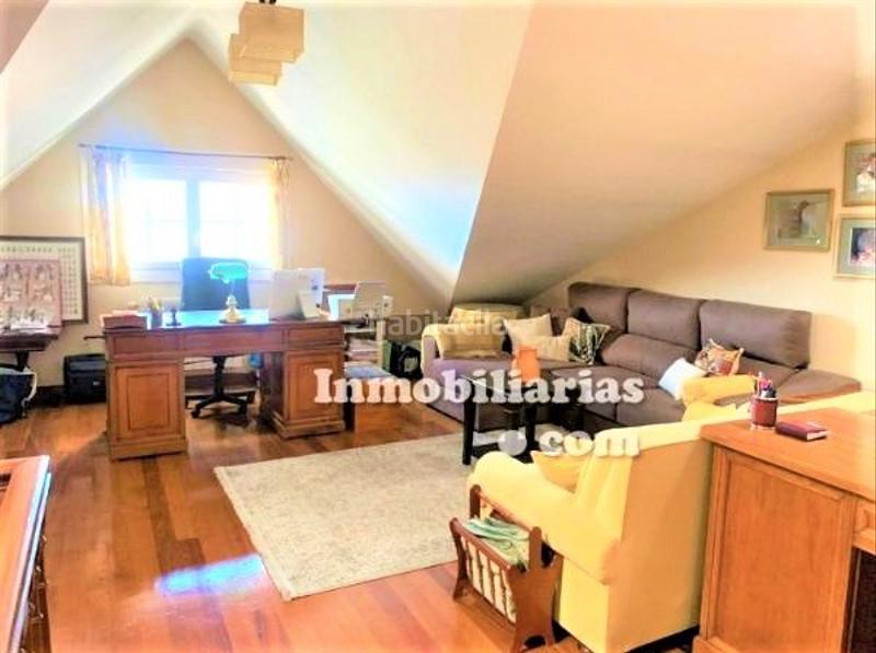 Foto 4c75bf42-ae91-4fdc-a2e4-2f39fc8e6673. Casa adosada ***inmobiliarias. com*** su inmobiliaria de confianza en castro urdiales en Castro - Urdiales
