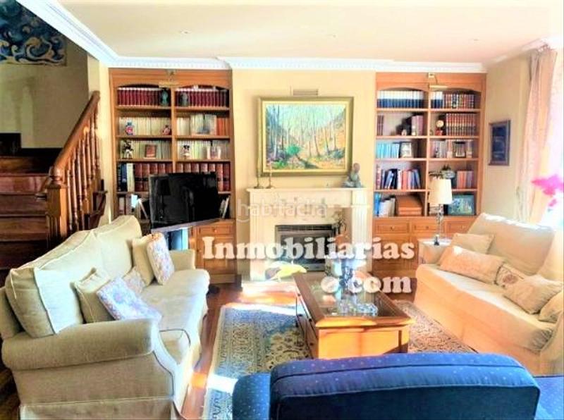 Foto f12e403d-7b44-4584-99ee-98666db99ba7. Casa adosada ***inmobiliarias. com*** su inmobiliaria de confianza en castro urdiales en Castro - Urdiales