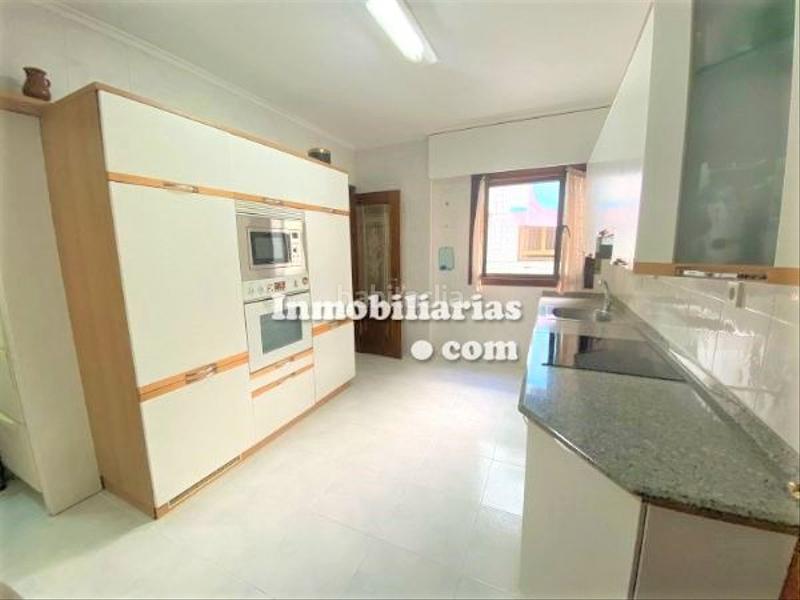 Foto bdf437aa-0845-4f60-aefb-0a407eefeb6d. Pis a Centro Castro - Urdiales