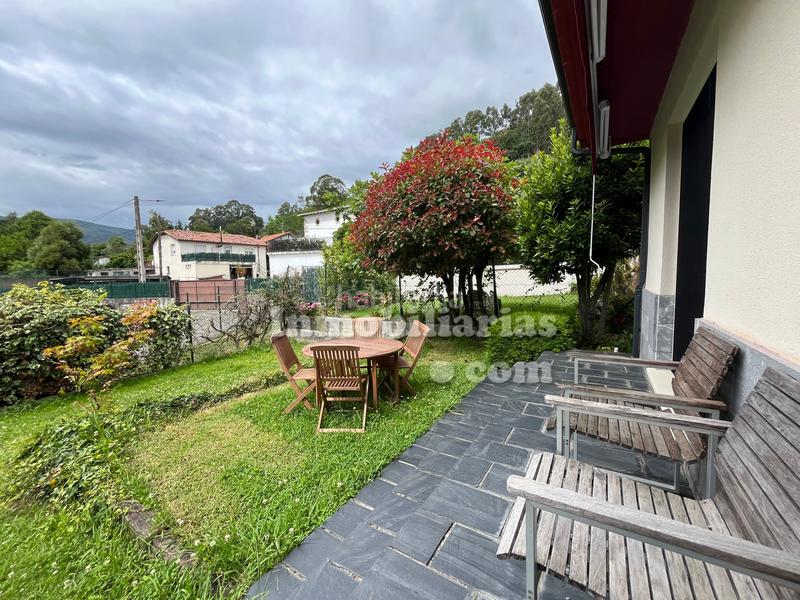 Foto 50960bb2-5b65-40dd-be76-96e78a8b1502. Chalet in barrio sámano 35f in Samano Castro - Urdiales