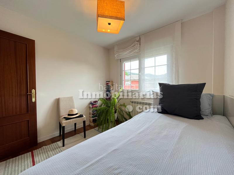 Foto d60aec0b-3144-4cf4-922f-9e5236ee19b0. Chalet in barrio sámano 35f in Samano Castro - Urdiales