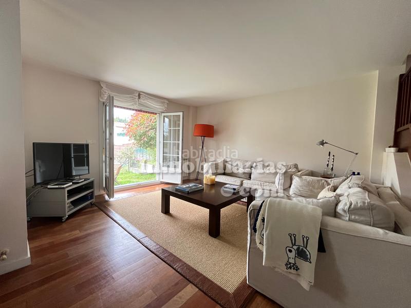 Foto e8afa8ee-d33f-4e67-8231-1a9a0f7fae08. Chalet in barrio sámano 35f in Samano Castro - Urdiales