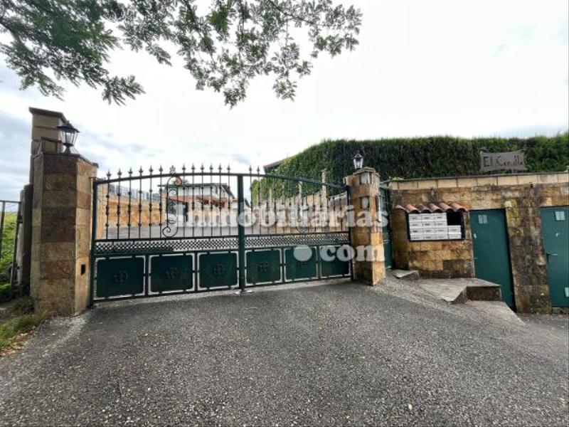 Foto 4c3eba45-d002-46a7-8078-316f26d845b6. Semi detached house with heating parking pool in Samano Castro - Urdiales