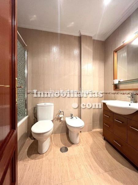 Foto 7e2dfb09-09d7-406c-a11e-d36992376269. Semi detached house with heating parking pool in Samano Castro - Urdiales