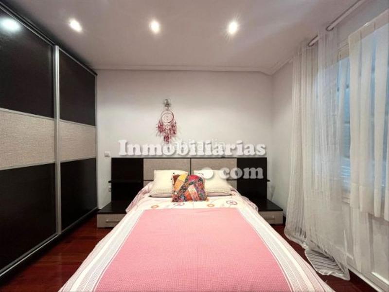 Foto 93a4e9d8-0060-44ab-8a07-eab8d3088c5e. Semi detached house with heating parking pool in Samano Castro - Urdiales