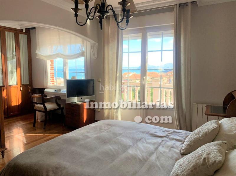 Foto a49aa876-caf4-4417-8496-f62164a16465. Casa adossada amb calefacció aparcament piscina a Castro - Urdiales