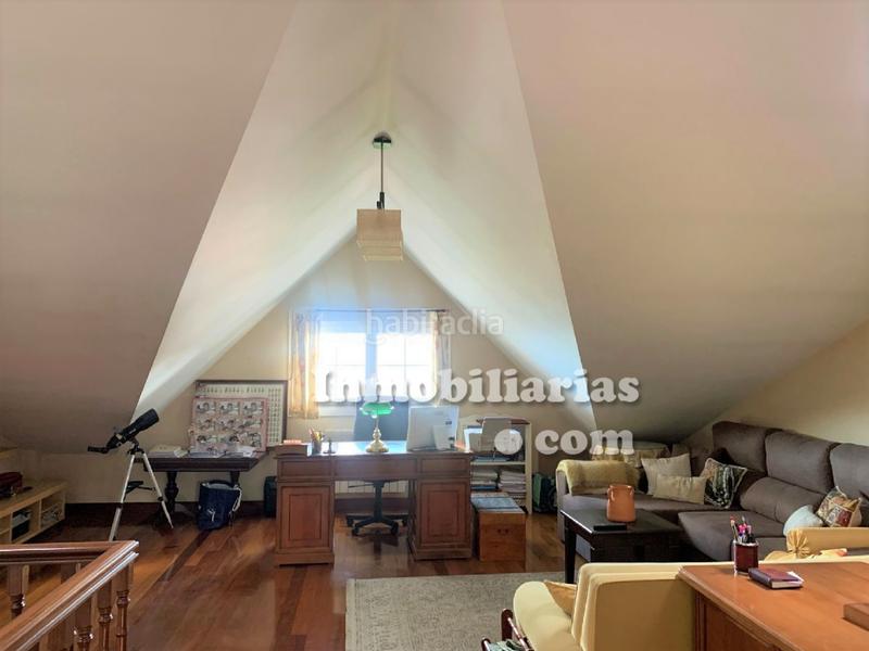 Foto c7f8ec33-f910-42d1-9611-9a798055ca7b. Casa adossada amb calefacció aparcament piscina a Castro - Urdiales