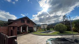 Casa aparellada a Barrio el puente 1. Chalet pareado en venta en barrio el puente
