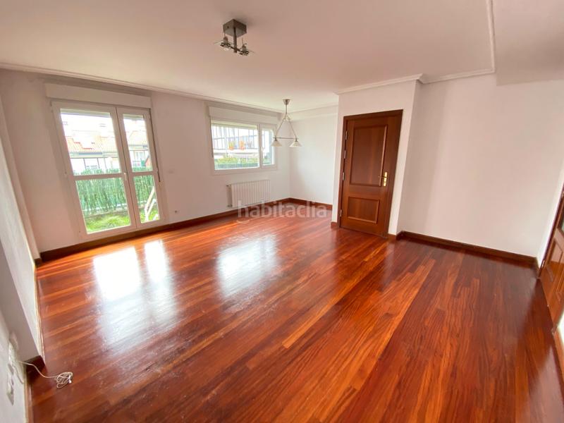 Foto 38475234-70c6-4706-8e7b-16081a0a8d3e. Semi detached house with heating parking in Cotolino Castro - Urdiales
