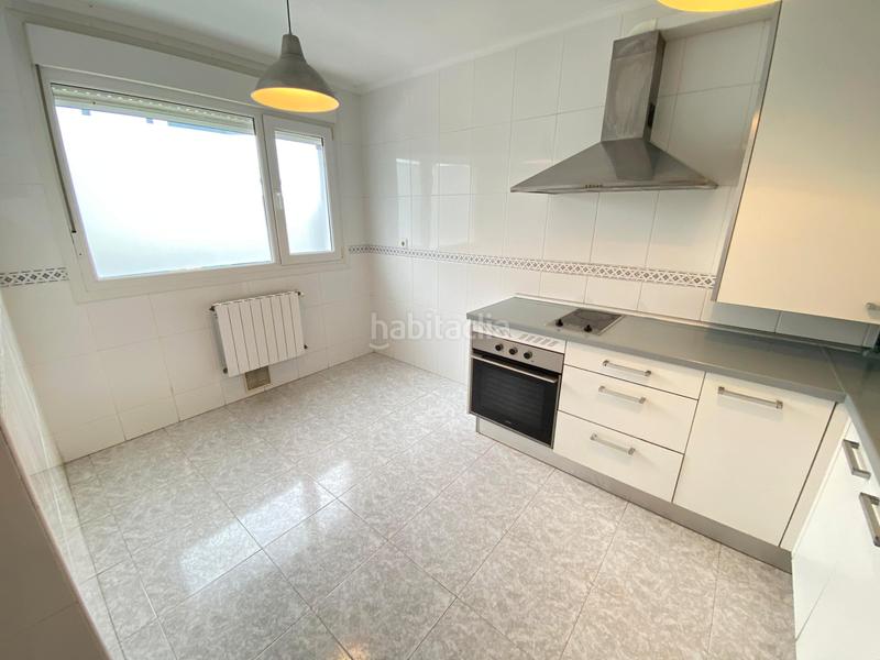 Foto 776b6e87-625a-439f-a258-d5efdc13a191. Semi detached house with heating parking in Cotolino Castro - Urdiales
