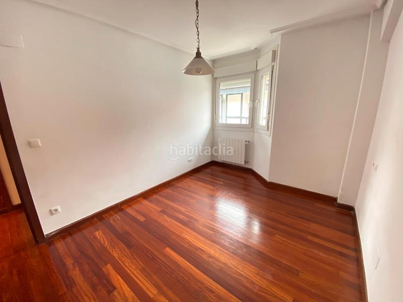Foto d1ce1156-2370-4de7-88c5-2eecc7c7a237. Semi detached house with heating parking in Cotolino Castro - Urdiales