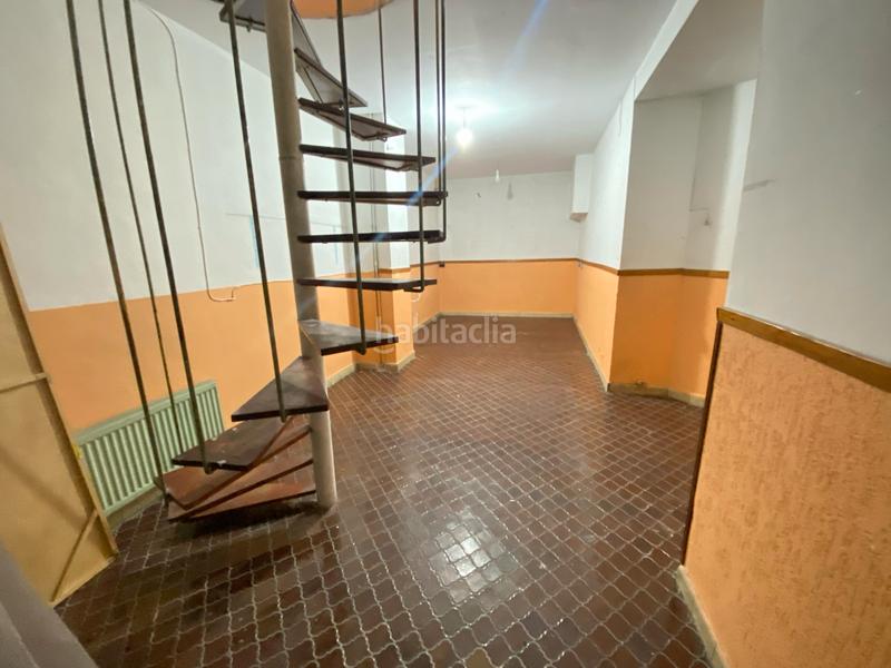 Foto 657e6c8e-9467-4504-8589-3bcd3c8a2875. Local comercial en Centro Castro - Urdiales
