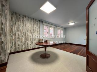Appartement à Calle nicolás torre 1. Amplia vivienda 1 dormitorio con garaje en cotolino
