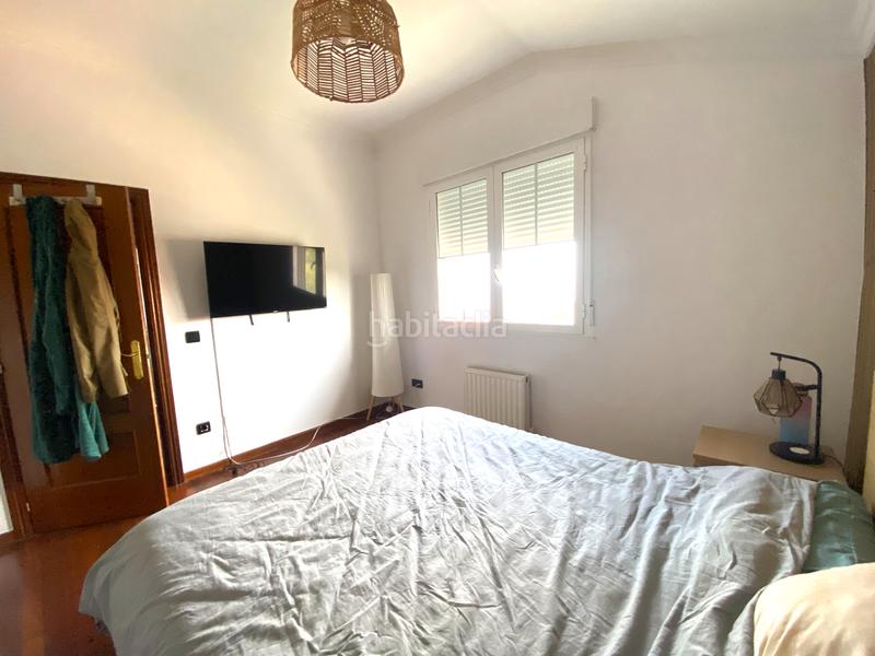 Foto 1b4bdbf6-6a76-41df-9ced-9c3aea1f4c1c. Chalet with fireplace heating parking in Oriñón- Allendelagua Castro - Urdiales