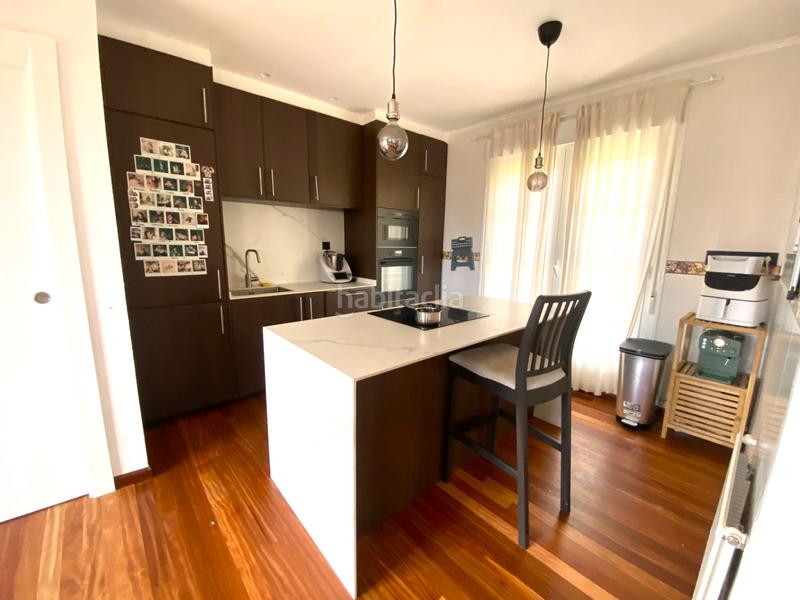 Foto cd89e58f-4bb4-4272-b10f-9985f7db4191. Chalet with fireplace heating parking in Oriñón- Allendelagua Castro - Urdiales