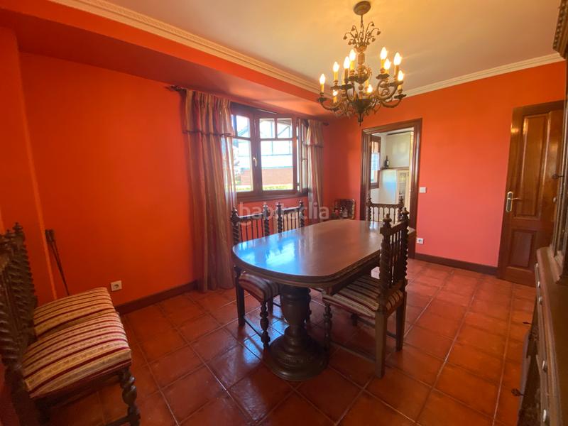 Foto 315ddf89-d0a0-4848-a6a5-c1268ded1115. Chalet mit parking in Samano Castro - Urdiales