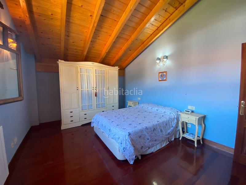 Foto 93ebd40f-ffd8-4c34-bf3f-2a20aff031e7. Chalet mit parking in Samano Castro - Urdiales