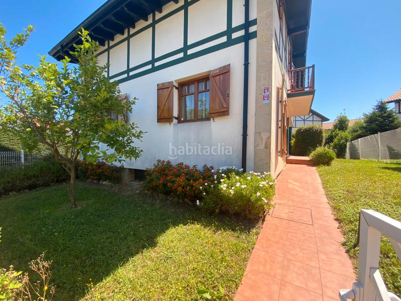 Foto f8f09549-7b6e-450b-a010-04f47bb9cddc. Chalet mit parking in Samano Castro - Urdiales