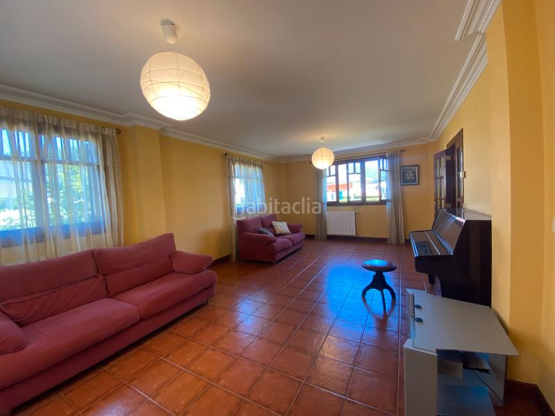 Foto b3de3647-4ba1-49bd-98b0-aaae6b0d3c86. Chalet with parking in Samano Castro - Urdiales