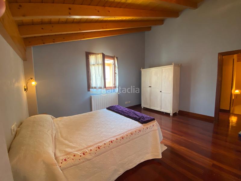 Foto eb6f339b-72de-4fea-bb95-bd7cef6b7d40. Chalet with parking in Samano Castro - Urdiales