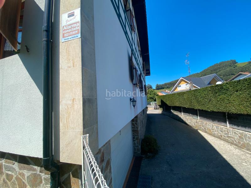 Foto f9ce3d10-1e4c-47b3-a895-28dbd13e39d0. Chalet avec parking dans Samano Castro - Urdiales
