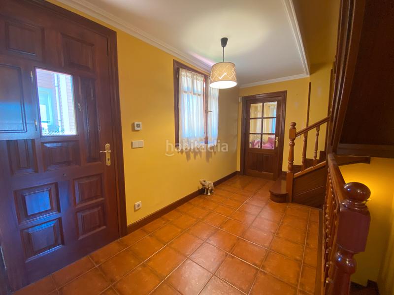 Foto d582e41d-d2a5-4ec8-bf18-7a37ec55e95e. Chalet con parcheggio in Samano Castro - Urdiales