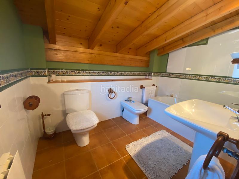 Foto e5616bb8-e2a7-4342-a308-41b7dfc4cb16. Chalet con parcheggio in Samano Castro - Urdiales