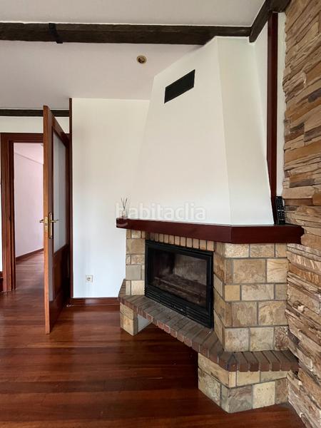 Foto 12ceefaa-38ea-49c9-b134-a5496fa52e06. Casa pareada en barrio mioño 30b chalet esquinero con jardin en mioño en Castro - Urdiales