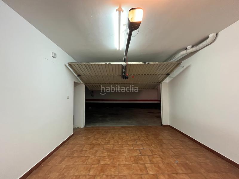 Foto fd7d03f0-ae00-4ecb-9925-a8c9c8ebd37e. Casa pareada en barrio mioño 30b chalet esquinero con jardin en mioño en Castro - Urdiales