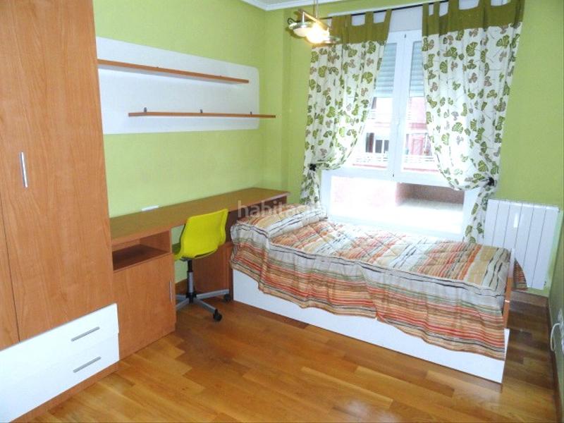 Foto 232143ed-629f-4215-8f5f-2d0b359fff63. Flat with heating parking pool in Cotolino Castro - Urdiales