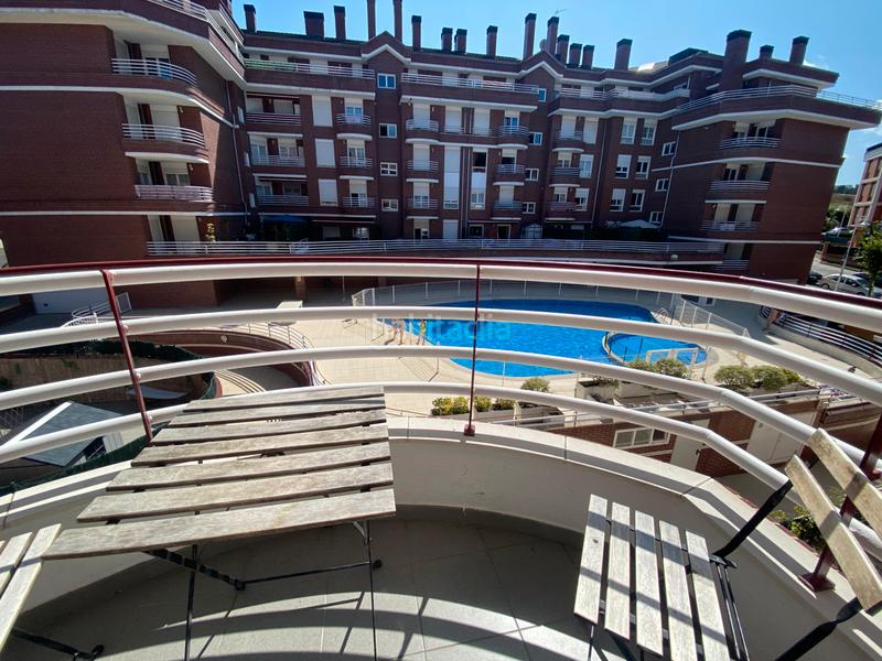 Foto 0ec35005-0988-4ed5-b537-61adbd159eab. Pis amb calefacció aparcament piscina a Cotolino Castro - Urdiales